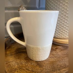 2006 Starbucks cream white basket weave coffee mug